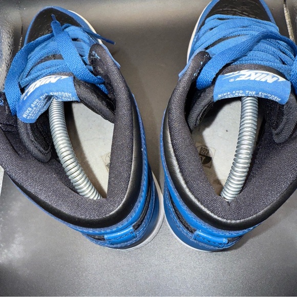 Size 6Y - Nike Air Jordan 1 High OG Dark Marina Shoes, 575441-404, Clean, No Box - Picture 5 of 11